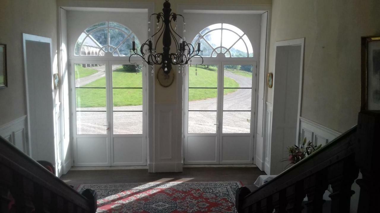 Chateau De La Lucaziere Mont-Saint-Jean  Ngoại thất bức ảnh